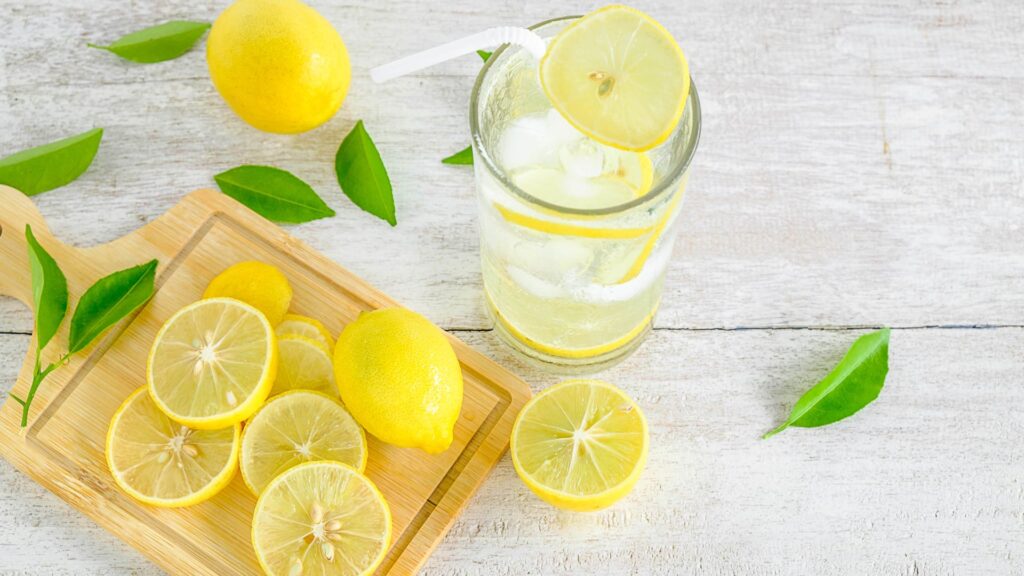 voda sa limunom